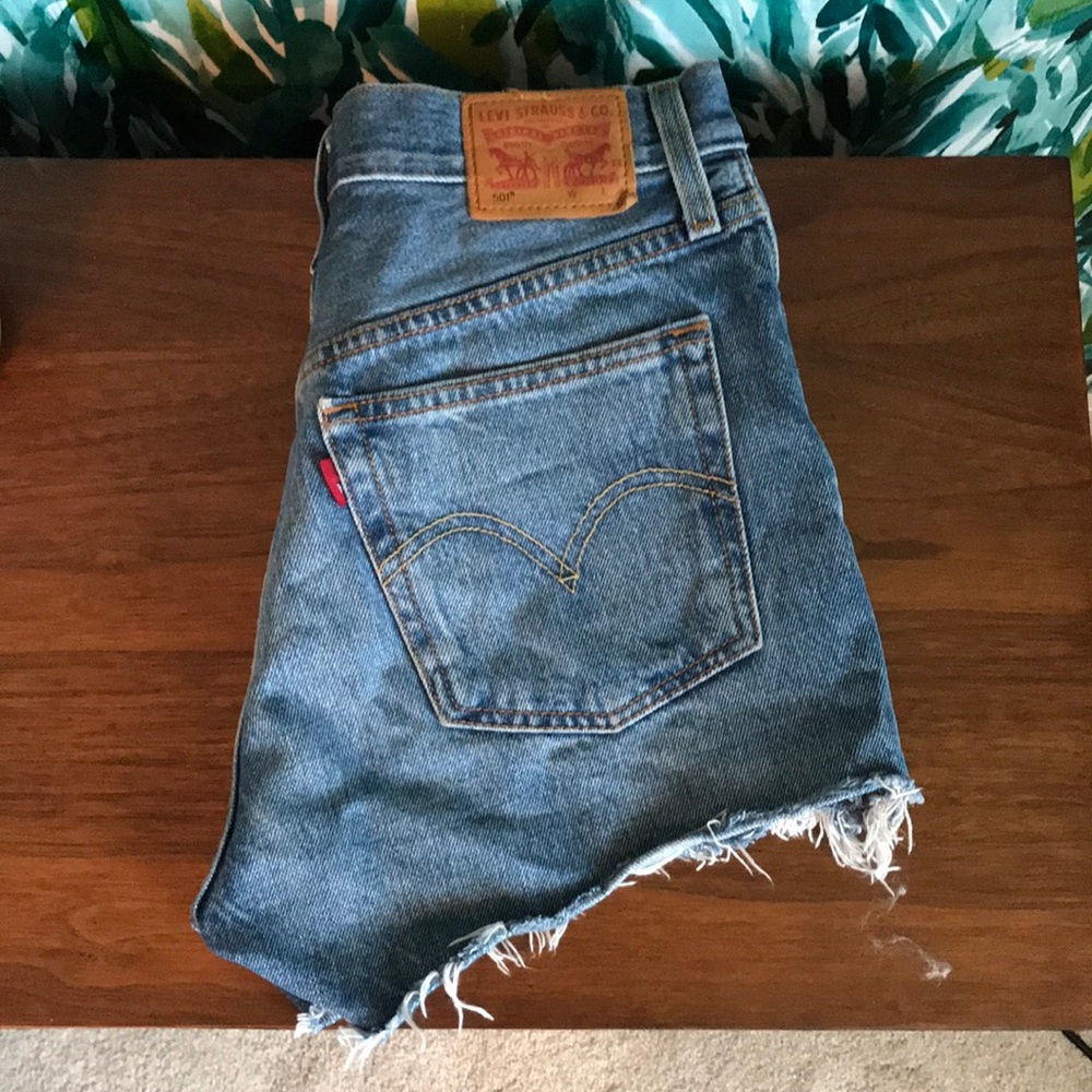 High waisted Levi 501 denim shorts